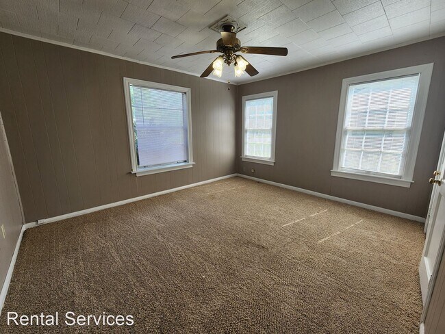 Building Photo - 2 br, 1 bath House - 307 N 23rd