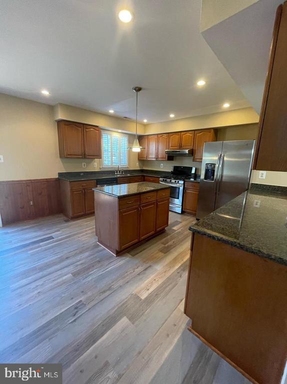 Building Photo - 8845 Eagle Rock Ln