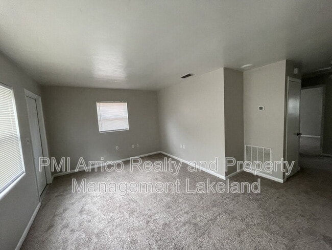Building Photo - 5472 Old Rd 37