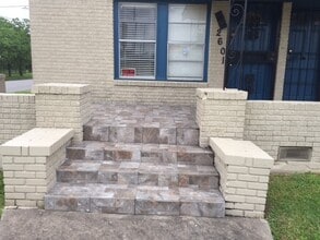 Building Photo - 2601 Wheeler Ave