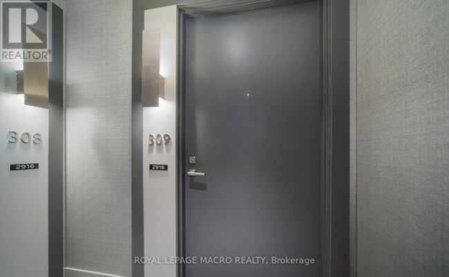 Building Photo - 2916 Hwy 7 W