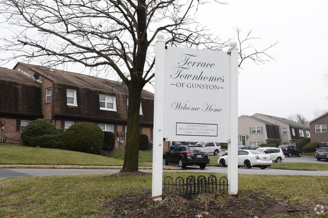 Terracer Townhomes de Gunston - Terrace Townhomes of Gunston