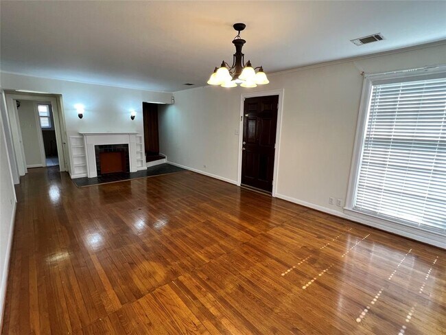 Foto del edificio - 6601 Sylvan Rd
