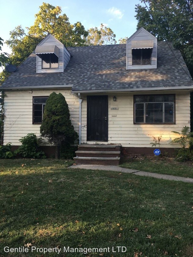 Foto principal - 3 br, 1 bath House - 14205 Sylvia Ave