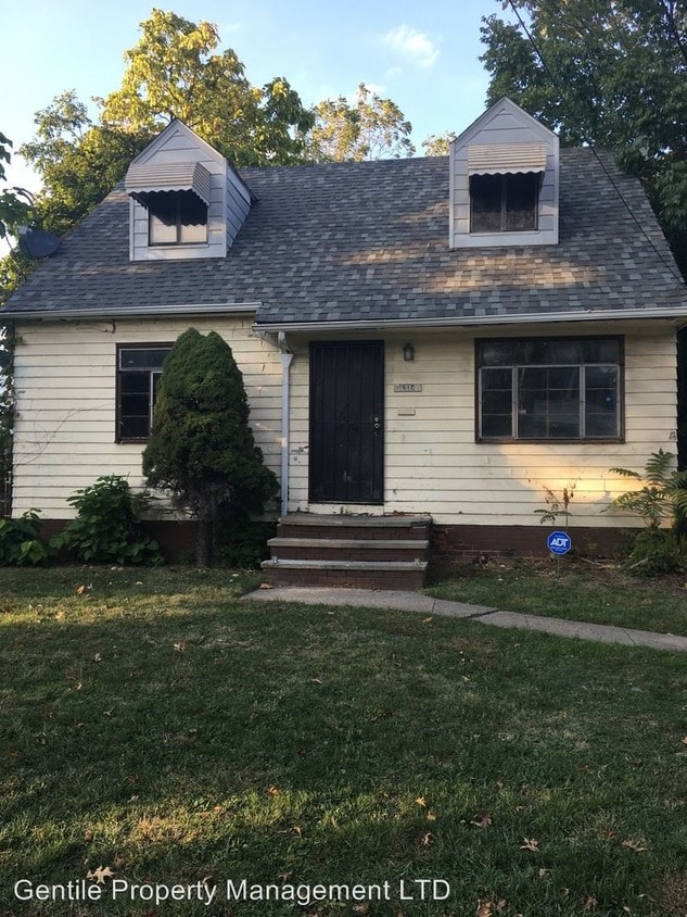 Primary Photo - 3 br, 1 bath House - 14205 Sylvia Ave