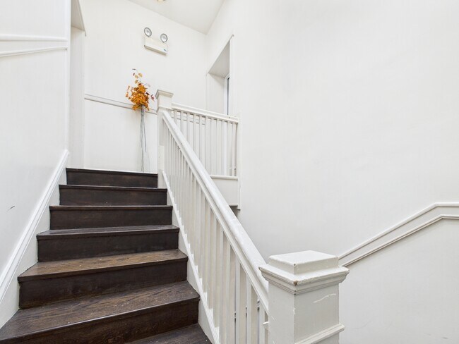 Foto del edificio - 5003 S Prairie Ave