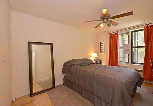 Foto del edificio - 205 E 27th St