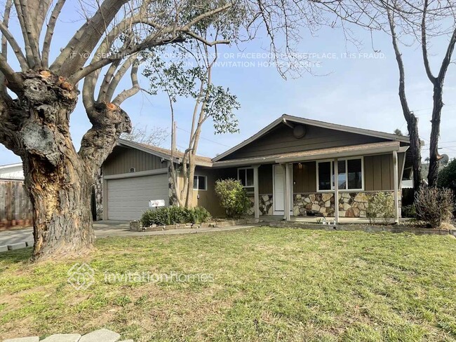 Building Photo - 231 N West St