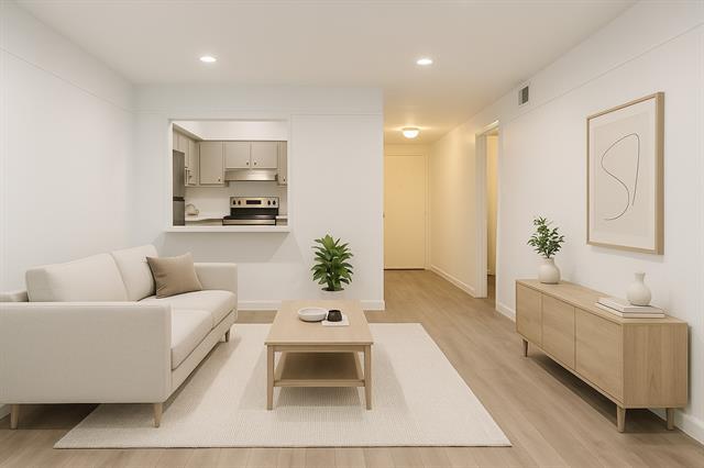 Foto principal - 5311 Fleetwood Oaks Ave