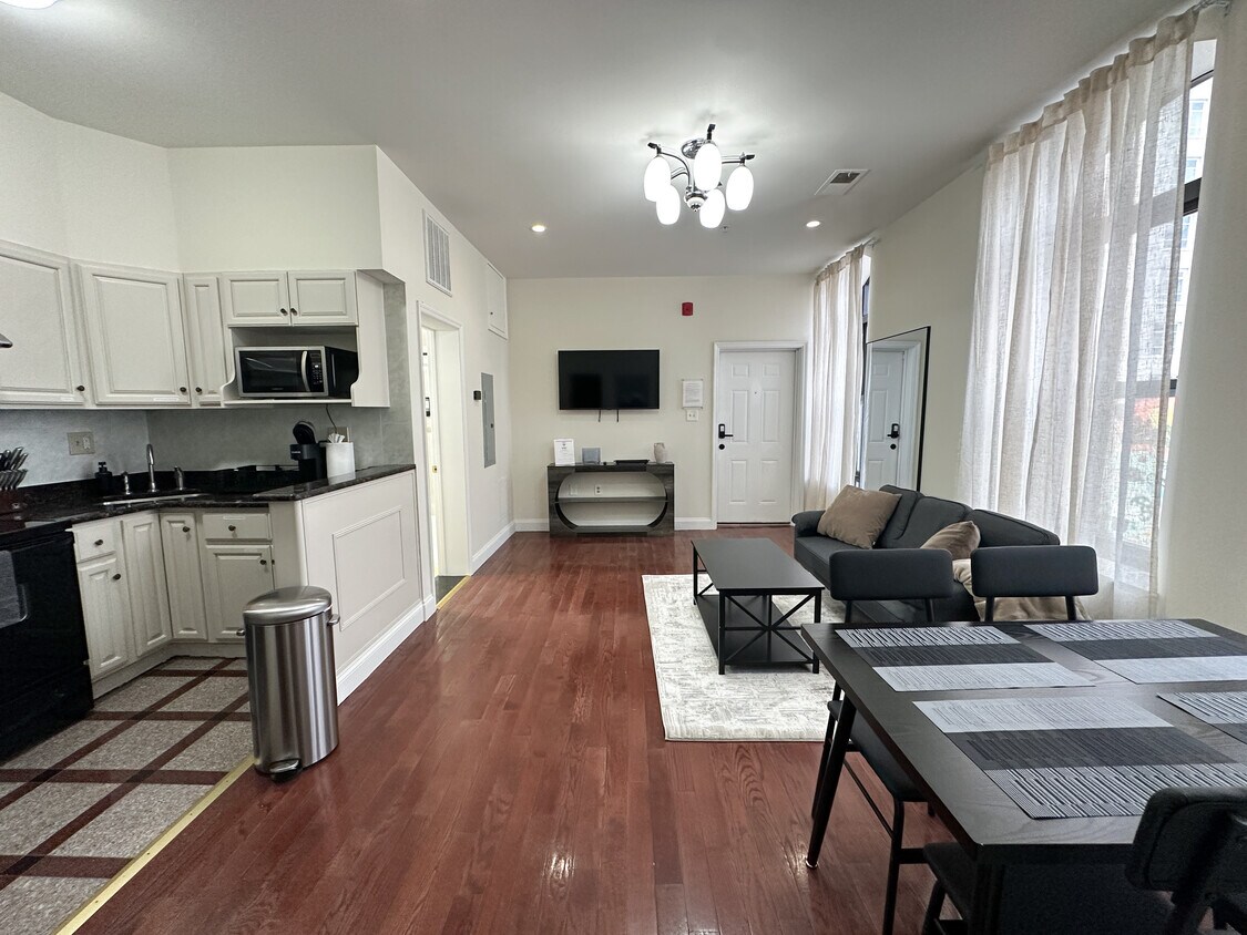 Foto principal - 207 N 11th St