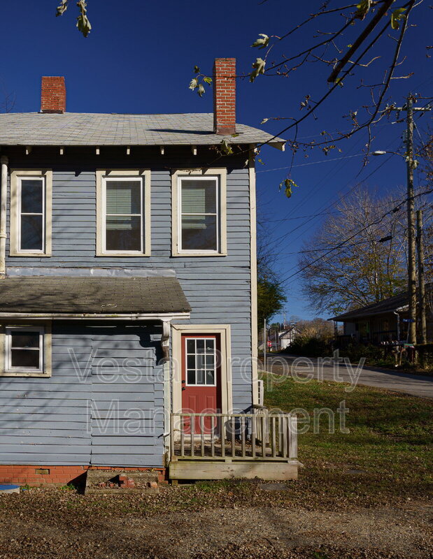 Primary Photo - 2 3rd St