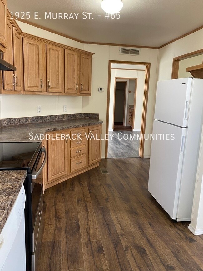 Foto del edificio - 1925 E Murray St