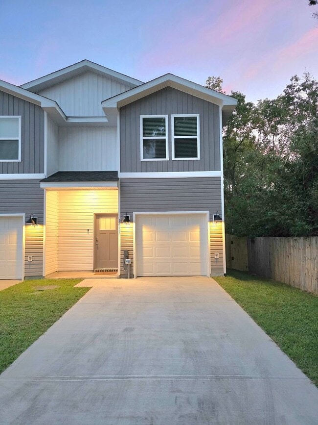 Building Photo - 1411 Maritime Dr