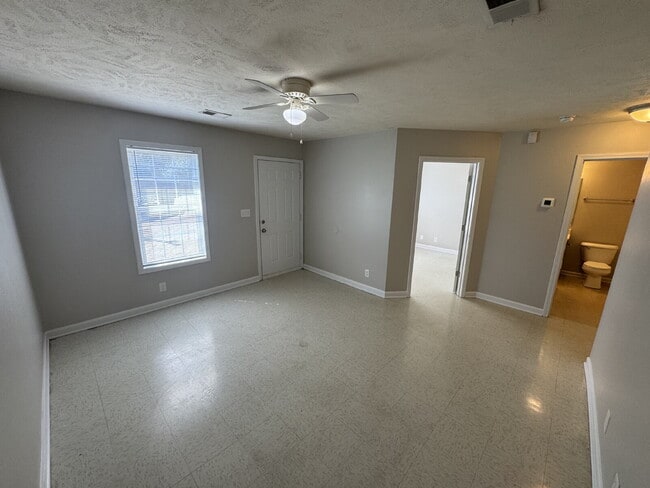 Foto del edificio - 104 A TENNESSEE AVE