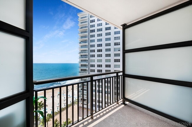 Building Photo - 3800 Galt Ocean Dr