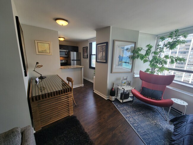 Foto del edificio - 5701 N Sheridan Rd
