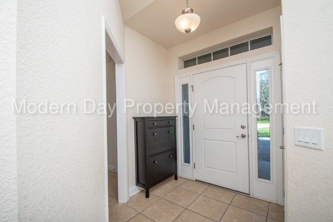 Foto del edificio - Love Where You Live!!! SOLAR POWERED!