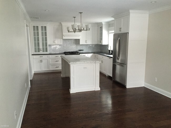 Building Photo - 3 br, 2.5 bath House - 68 Northfield St 68...
