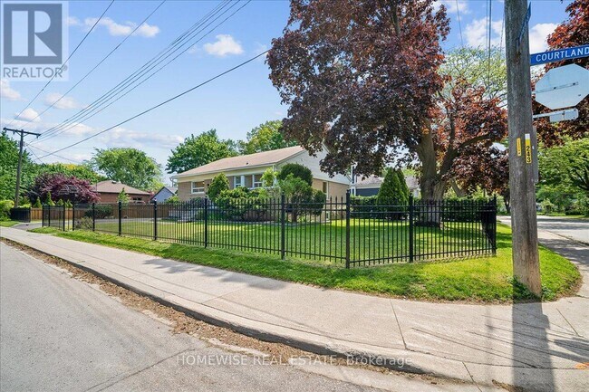 Building Photo - 2182 Courtland Dr