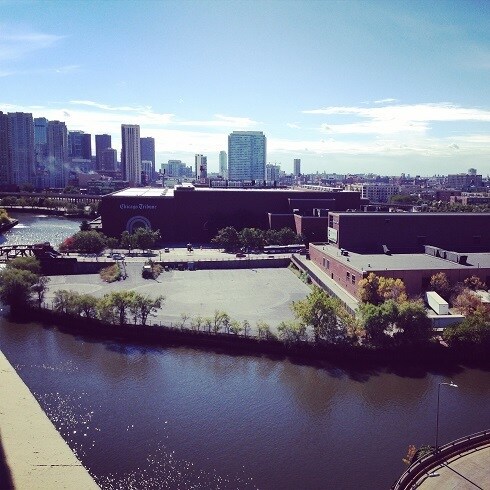 Foto del edificio - 900 N Kingsbury St