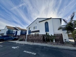 Building Photo - 256 Juniper Ave