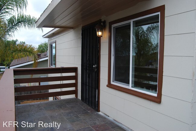 Building Photo - 3786 Hemlock St