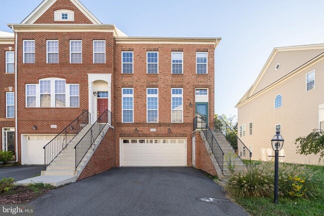 Building Photo - 42029 Bushclover Terrace