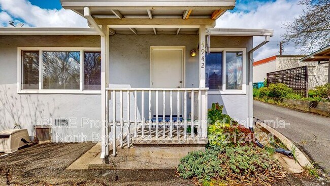 Foto del edificio - 4942 Sonoma Hwy