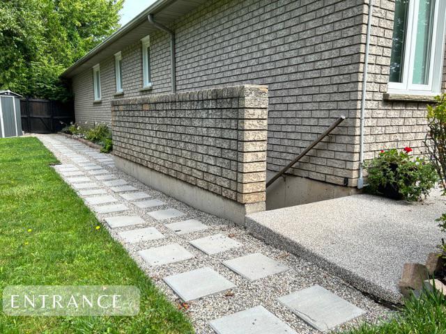 Building Photo - 23 Silverstar Crt