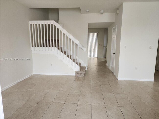 Building Photo - 10831 SW 240 Ln