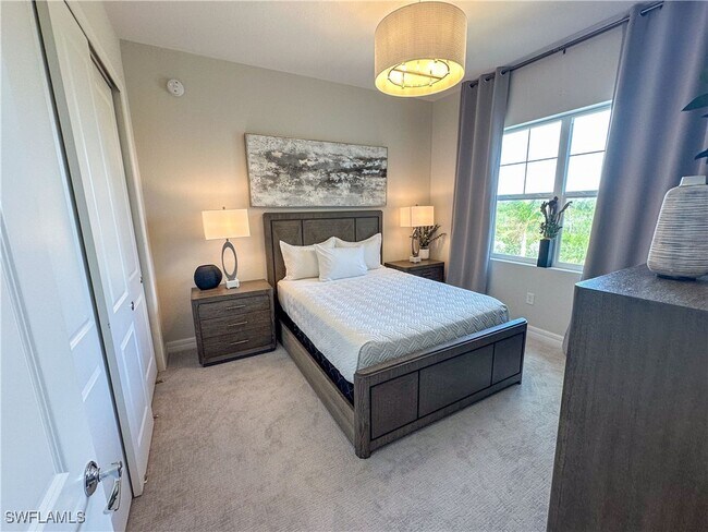 Foto del edificio - 163 Indies Dr E