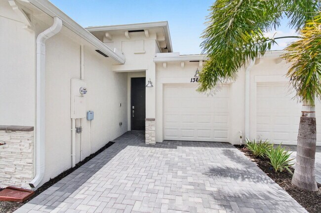 Building Photo - 13665 Jubilee Ln