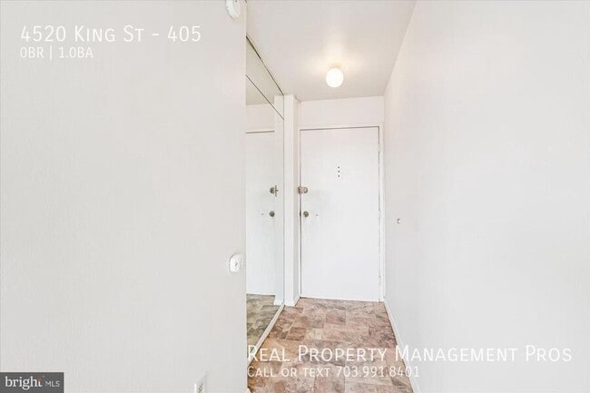 Photo - 4520 King St Apartment