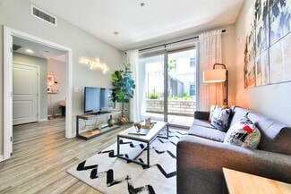 Building Photo - West 27th Place