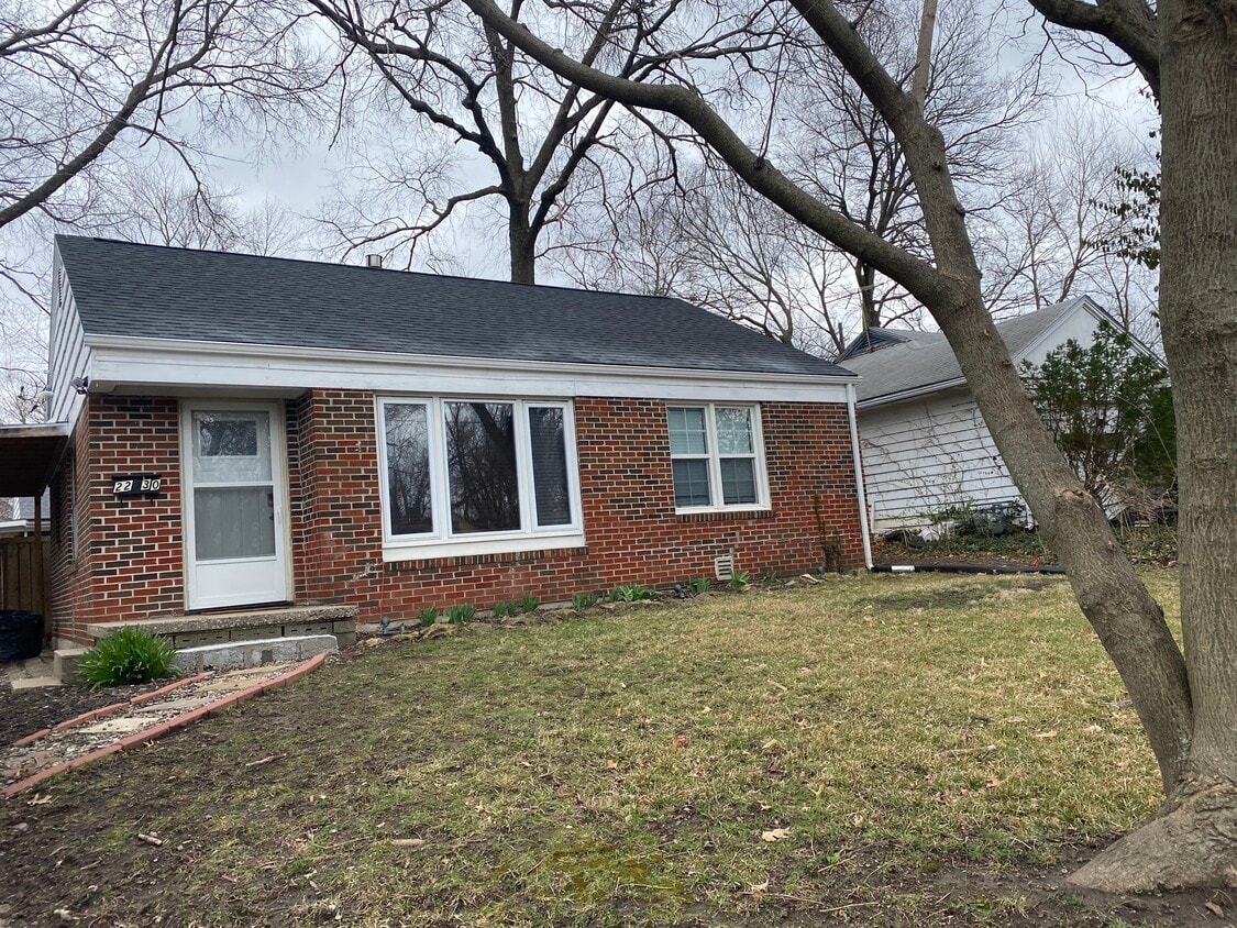 2230 Rhode Island St, Lawrence, KS 66046 House Rental in Lawrence, KS