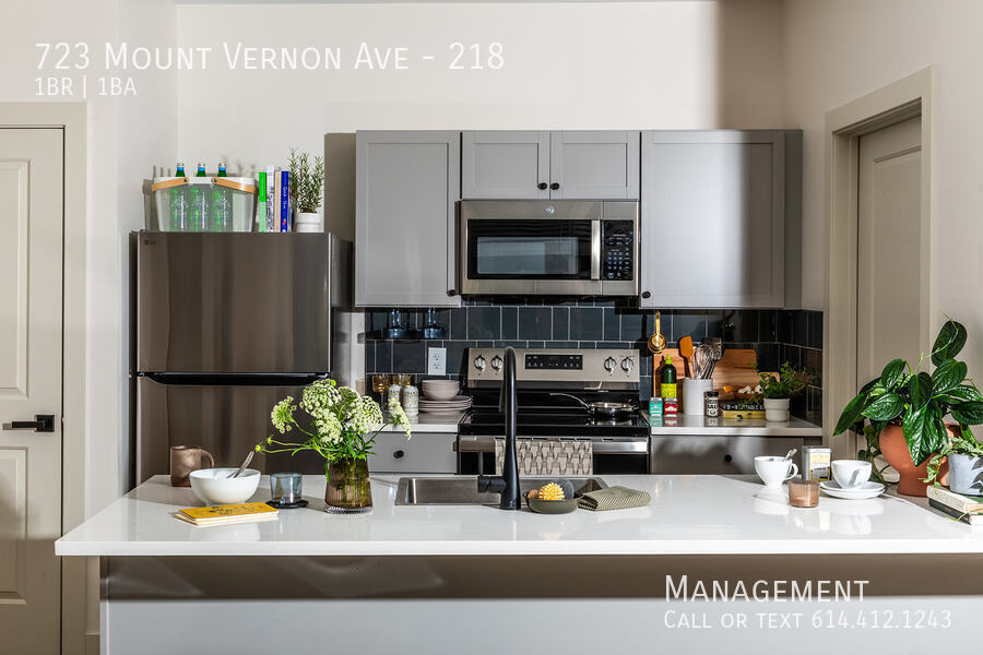 Primary Photo - 723 Mt Vernon Ave