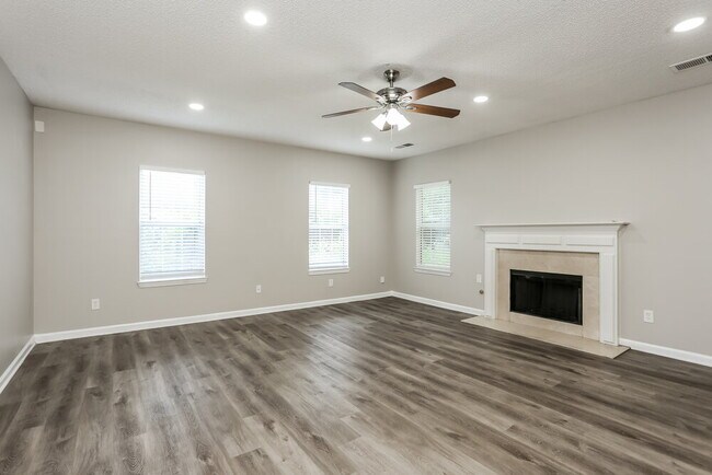 Building Photo - 5357 Knights Landing