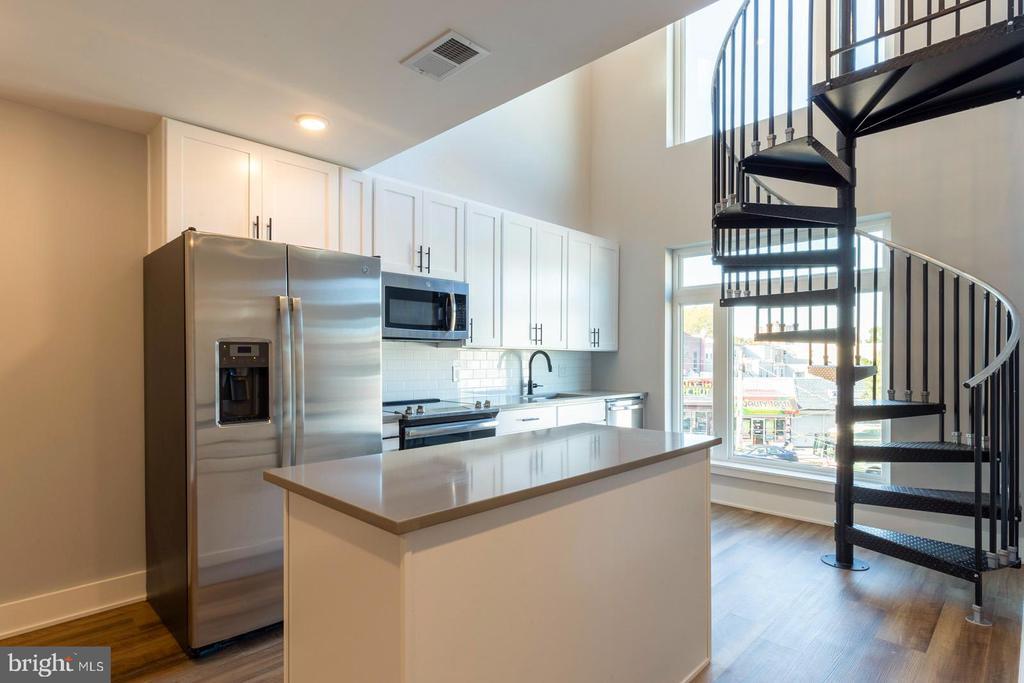 Foto principal - 3965 Lancaster Ave