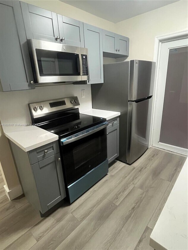 Foto principal - 1747 Rodman St