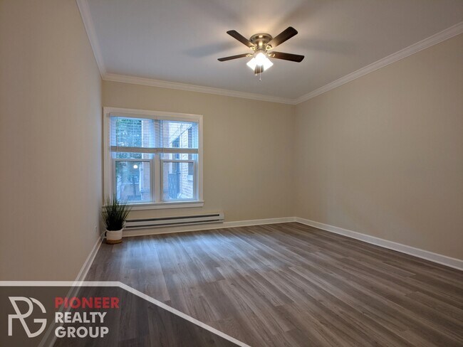 Foto del edificio - 722 W Roscoe St