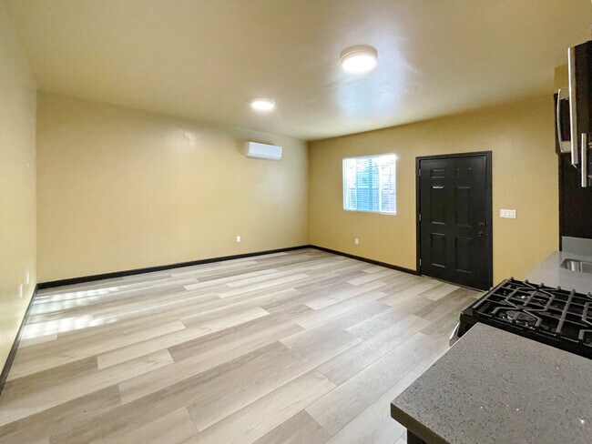 Foto del edificio - 13548 Glamis St