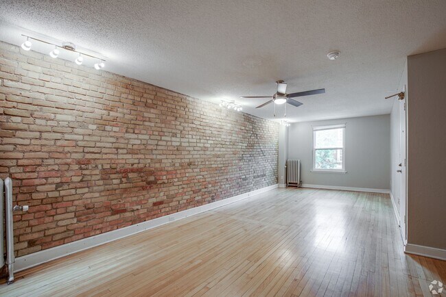 Foto del edificio - 1400–1408 Spruce Pl – Oak Grove Downtown