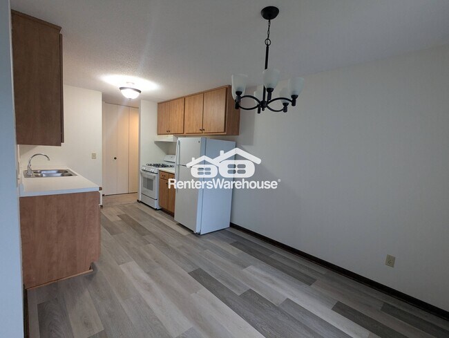 Foto del edificio - 4101 Parklawn Ave