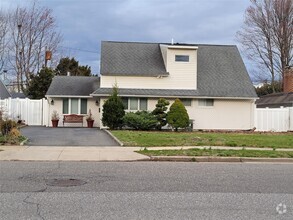 Building Photo - 93 Cherry Ln