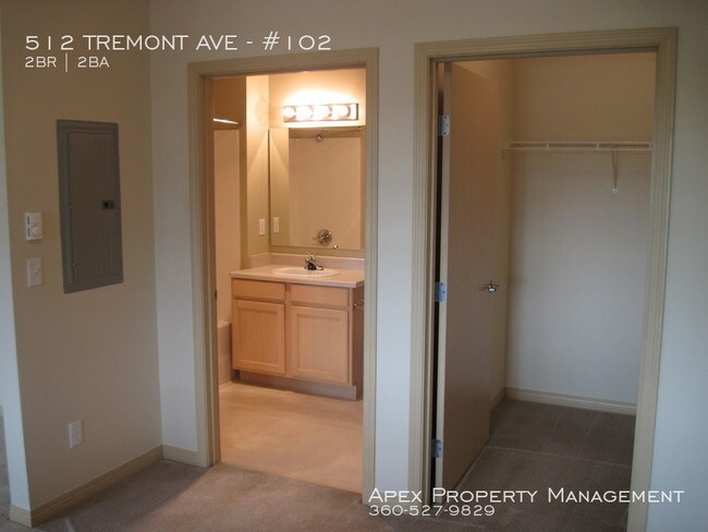 Building Photo - NORTH- Creekside Villas