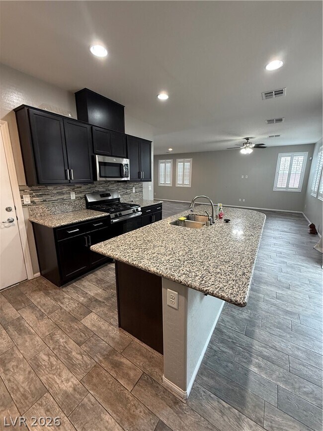 Foto del edificio - 5705 Colbert St