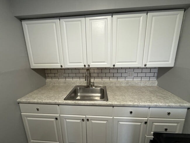 Photo - 1116/ 1120 Bonacker Apartment