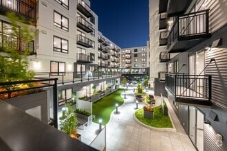 Building Photo - Aspire11