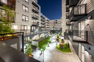 Building Photo - Aspire11