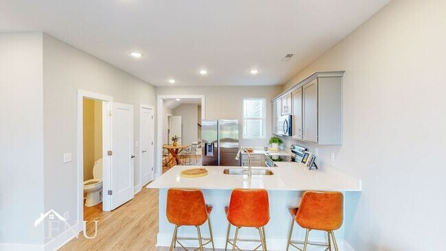 Foto del edificio - 2336 E 18th St